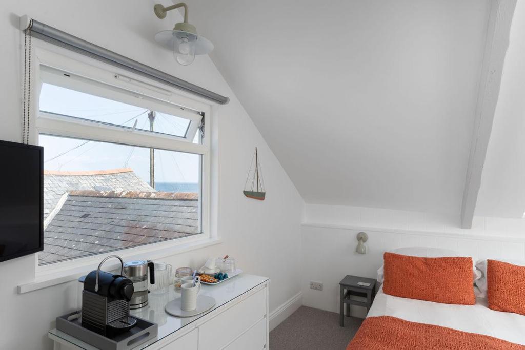 Bed and Breakfast The Old Pilchard Works Mousehole Exterior foto